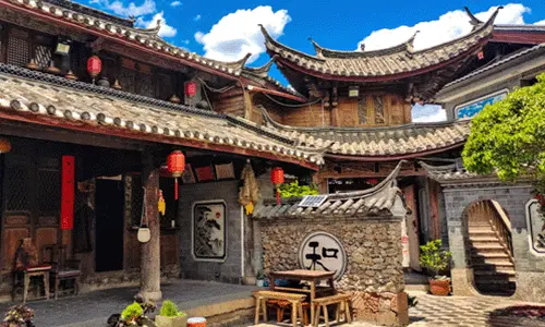 Hundred-year-old Naxi courtyard residence