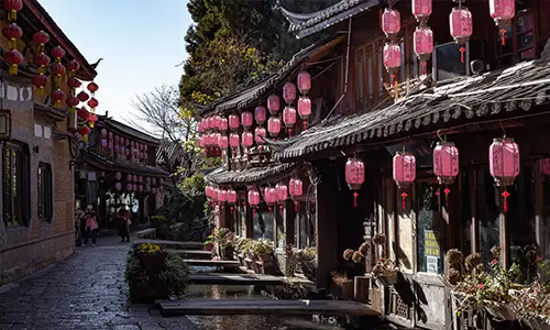 Cobblestone lanes of Dayan Old Town